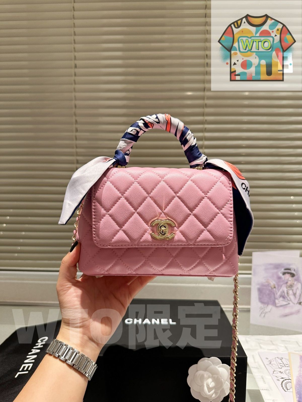 Chanel 今日 シャネル Coco Handle 魅力的なハンドバッグ