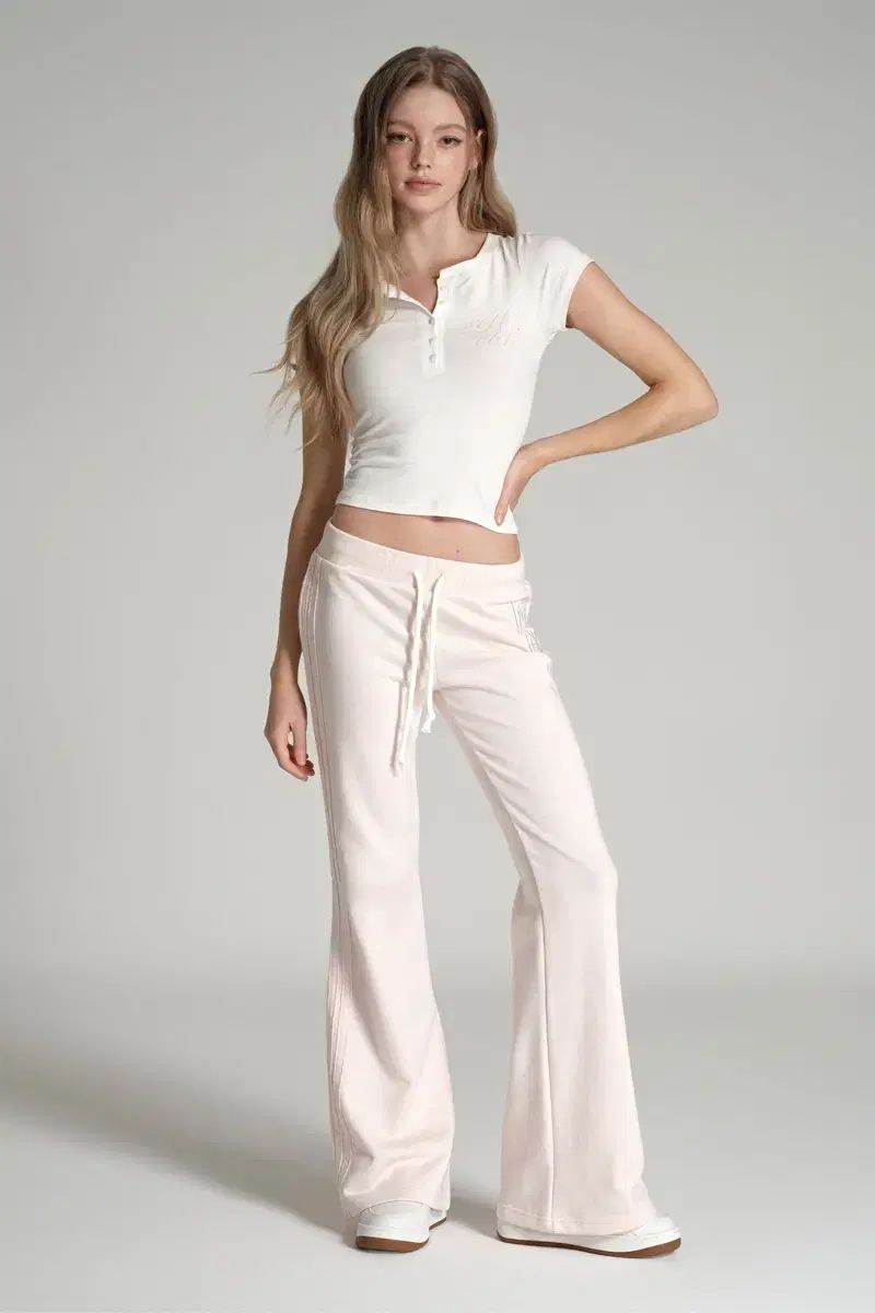 クリシアー 25 Soft club straight pants Pink