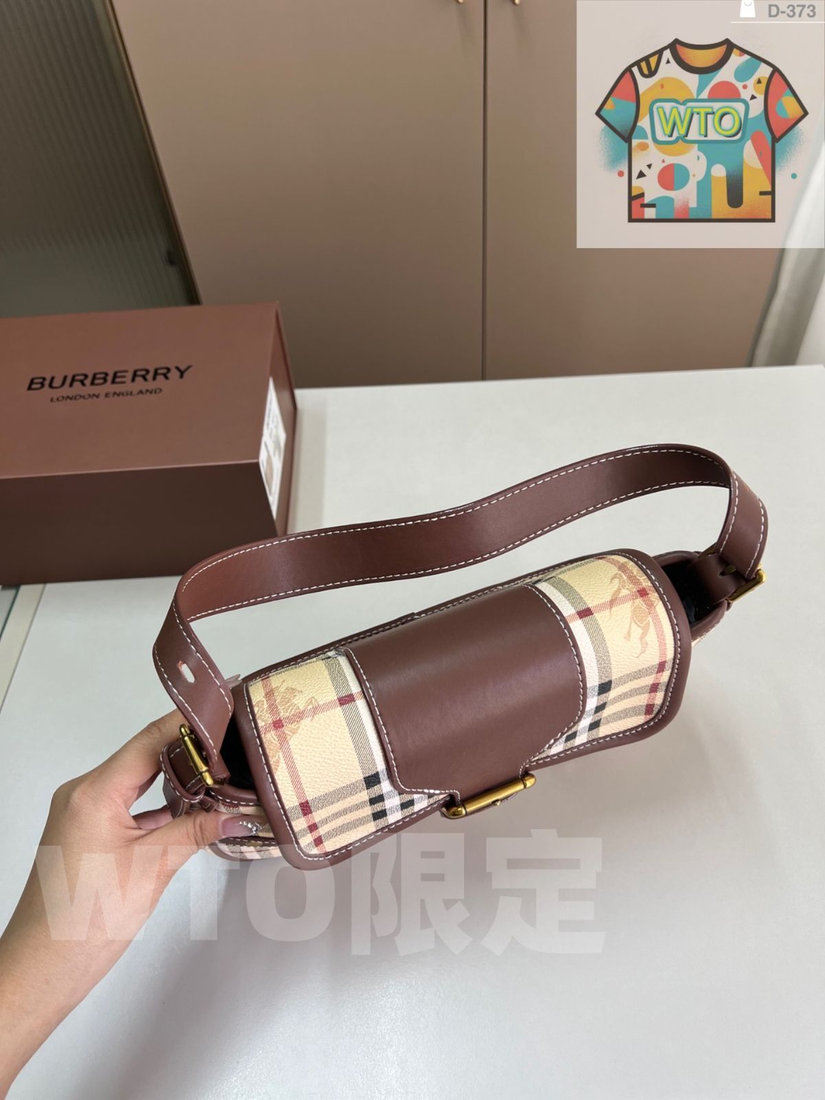 Burberry ショルダーバッグとアンダーアーバッグ