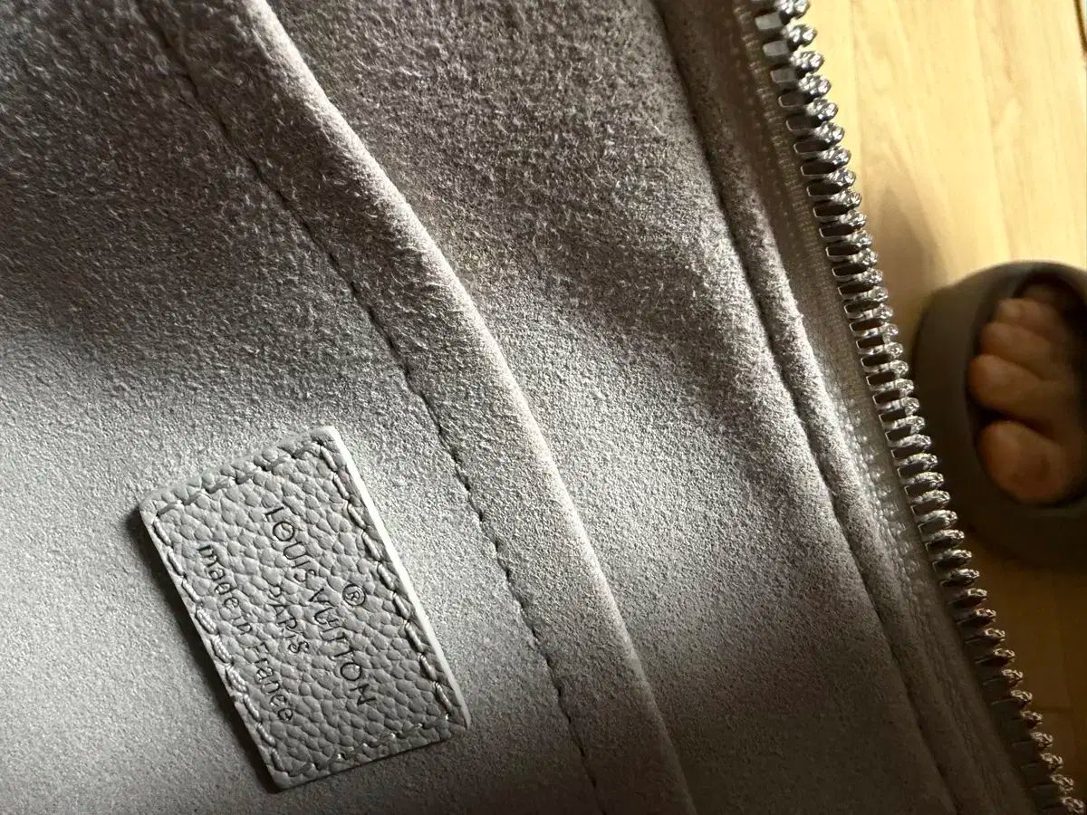 リバーシブル Louis