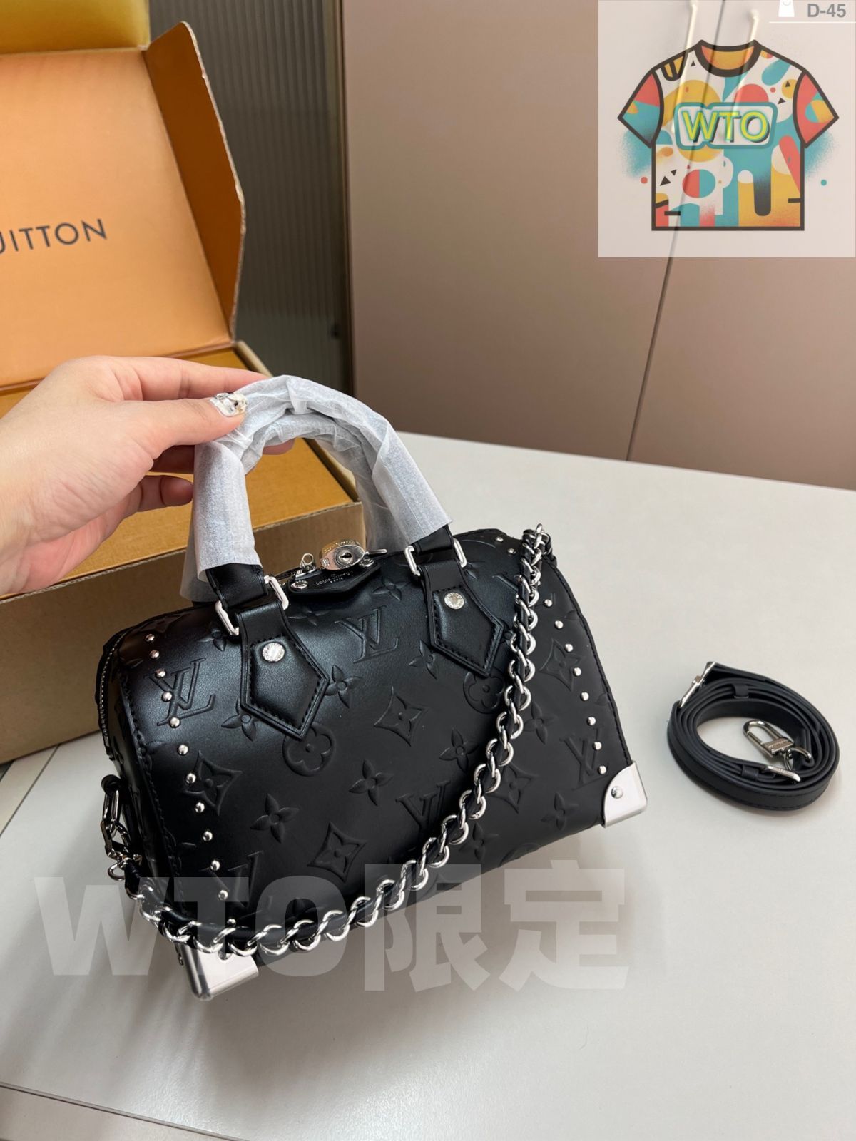 LV ピローバッグ クラシックなデザインでファッション性抜群