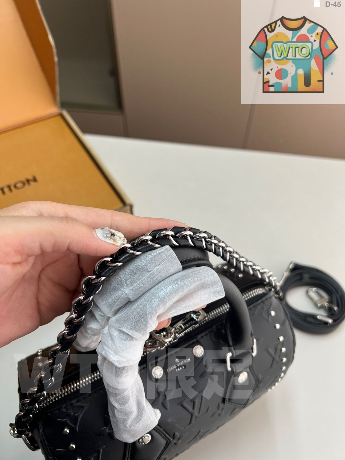 ピローバッグ クラシックなデザインでファッション性抜群