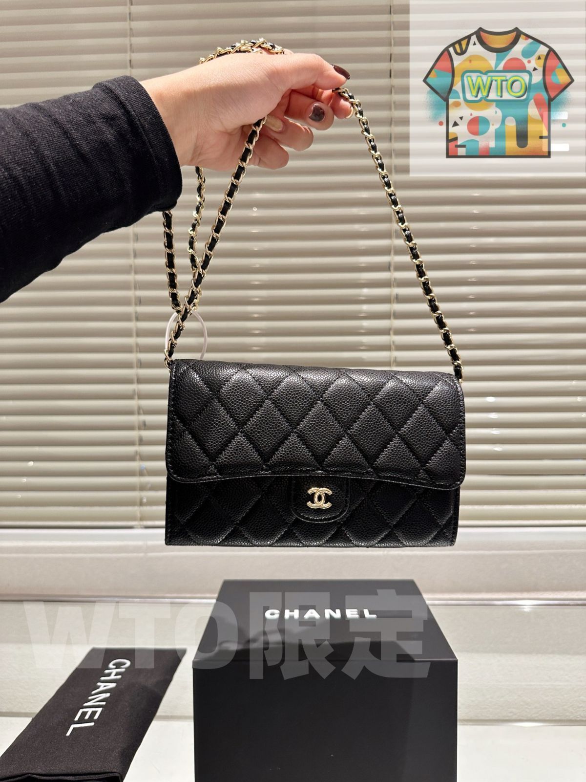 WOC スタイリッシュなデザイン