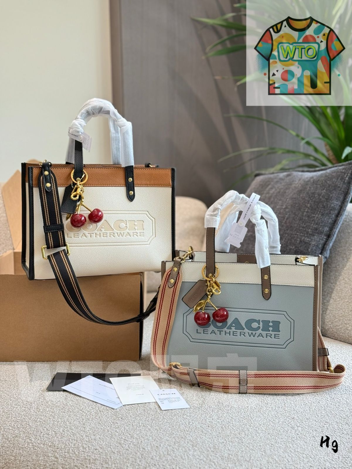 コーチ 感溢れる ショッピングバッグ サイズ 30cm チェリーキーホルダー付き