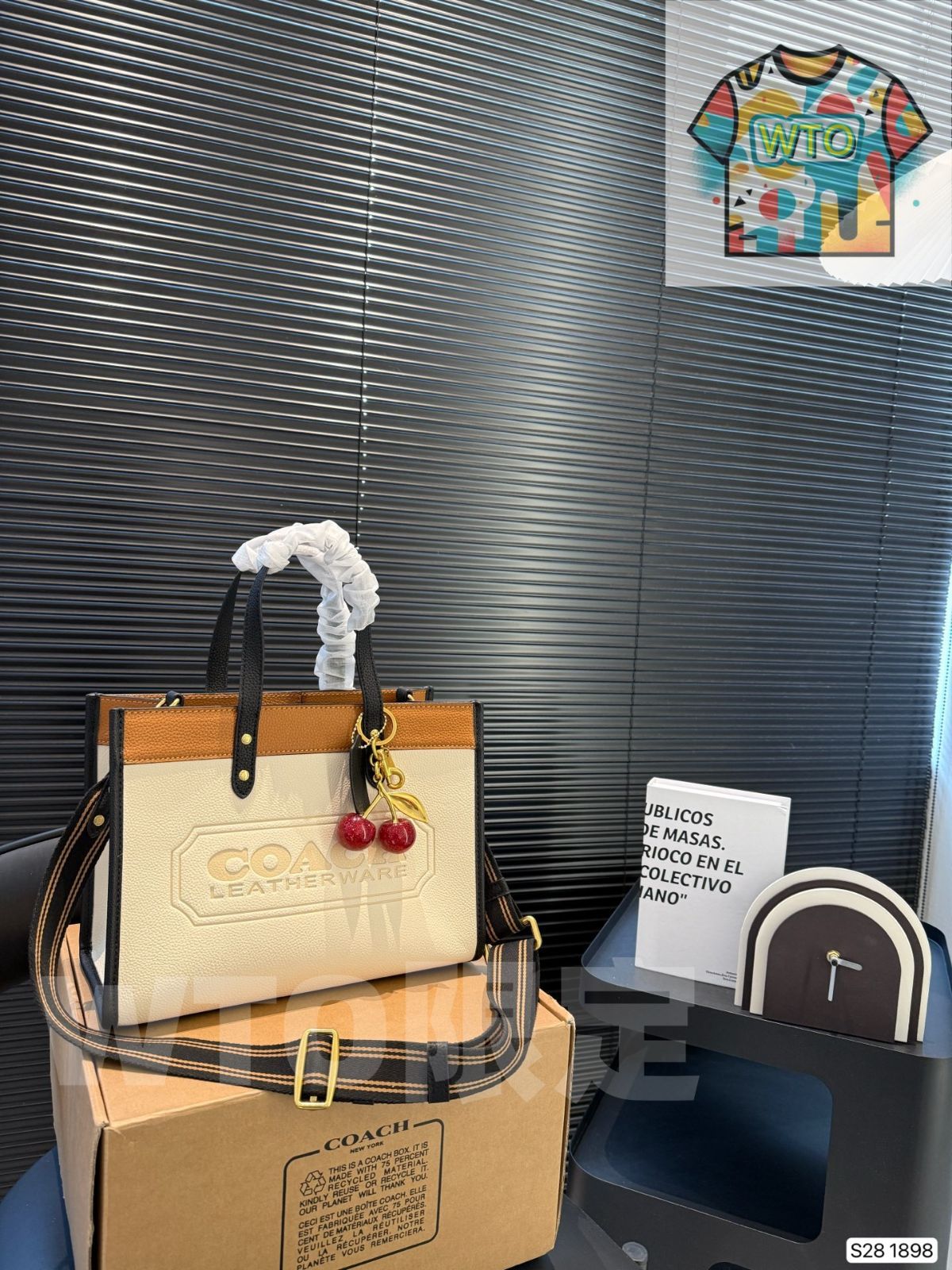 コーチのトートバッグ ボックス付き