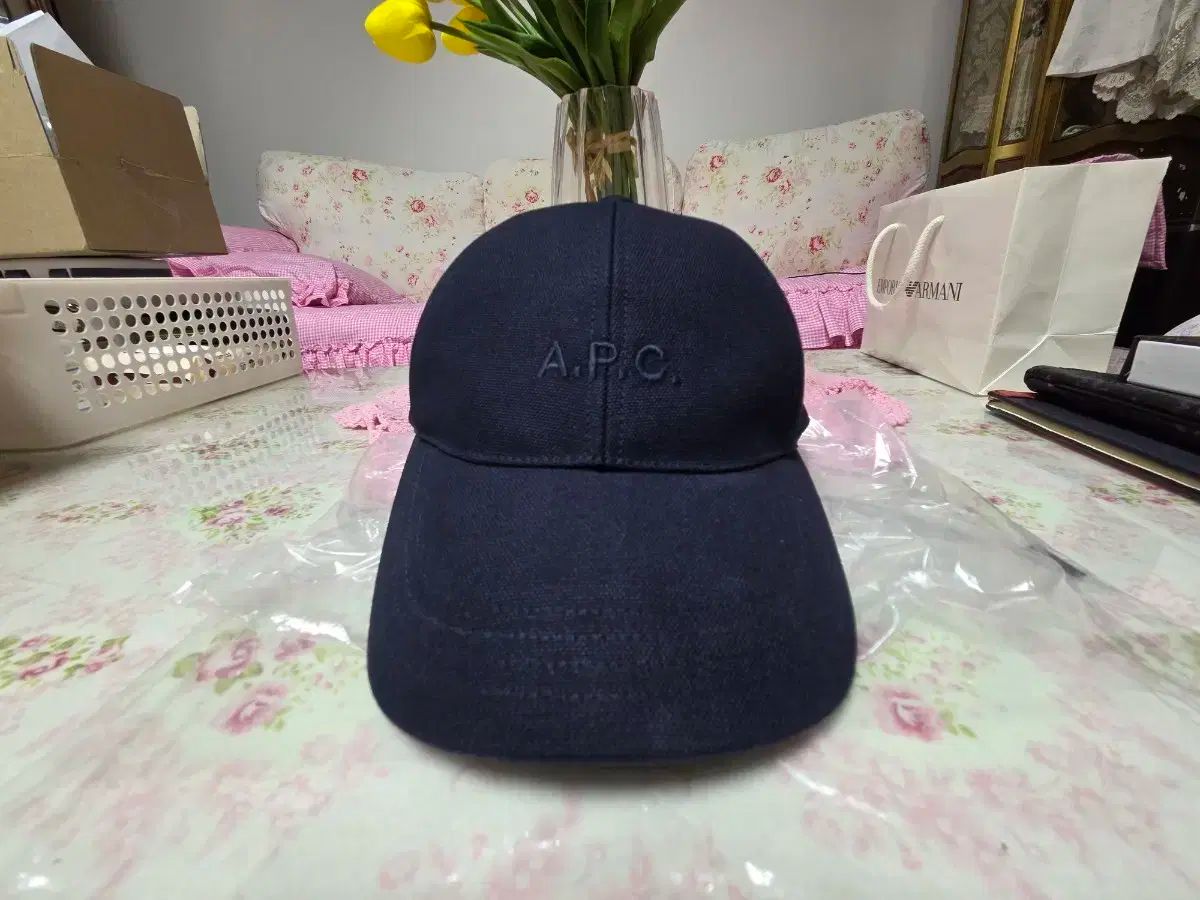 店舗 A.P.C. アー ペー セー ベースボールキャップ ネイビー 級