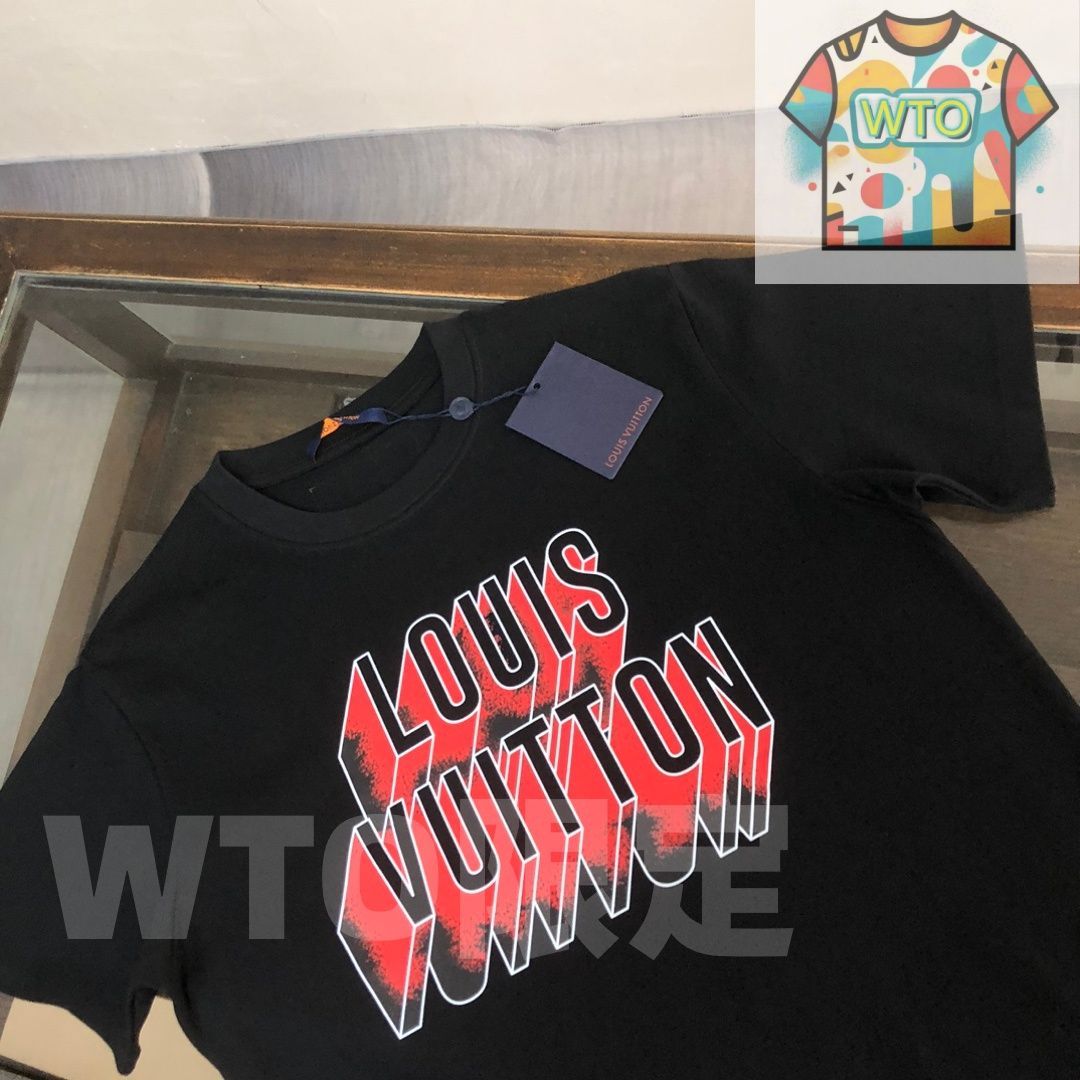 春夏 ロゴプリントTシャツ