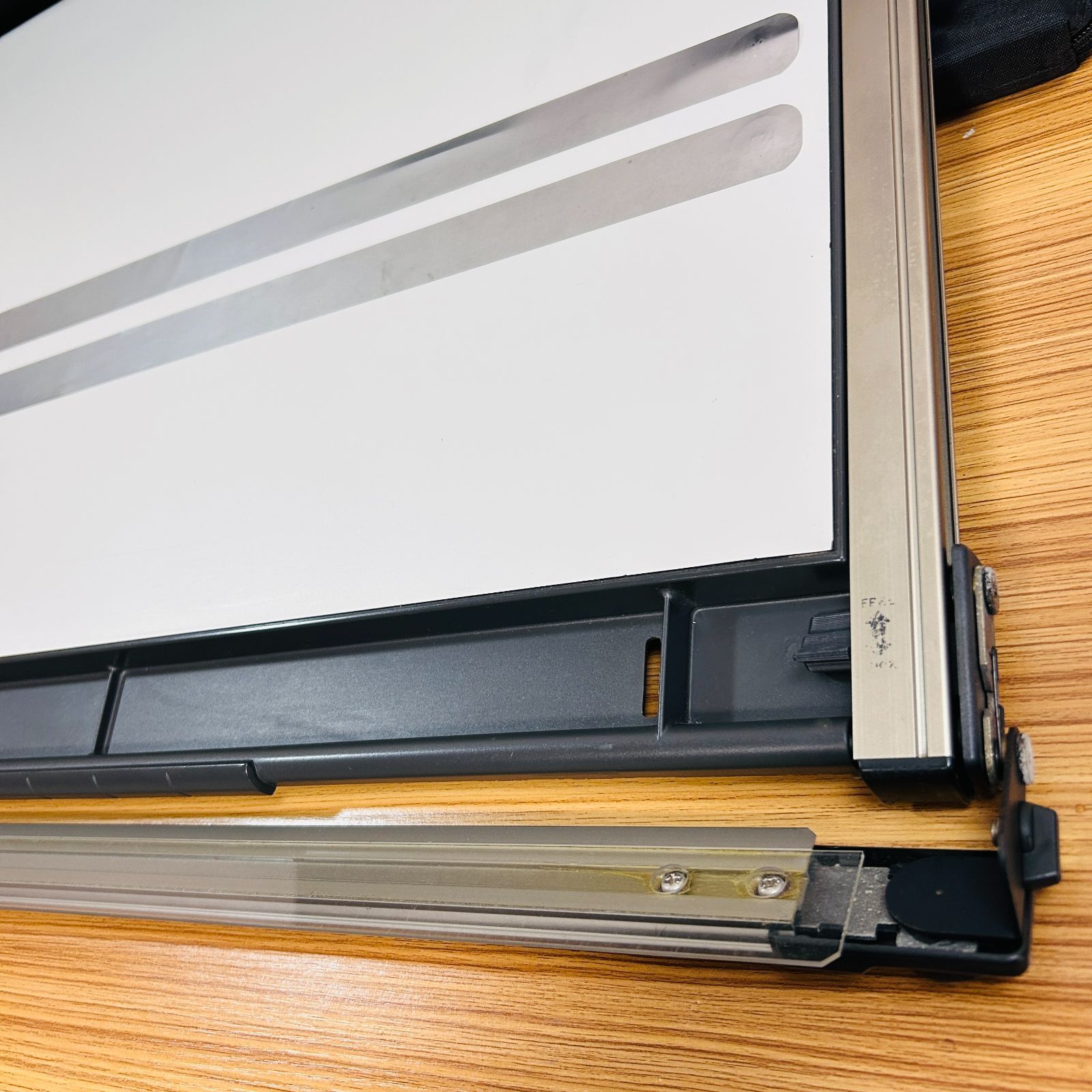 ライナーボード