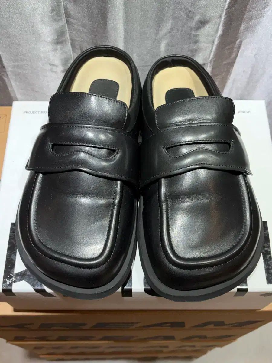 280 Kinch! キーン パデッド ミュール ブラック