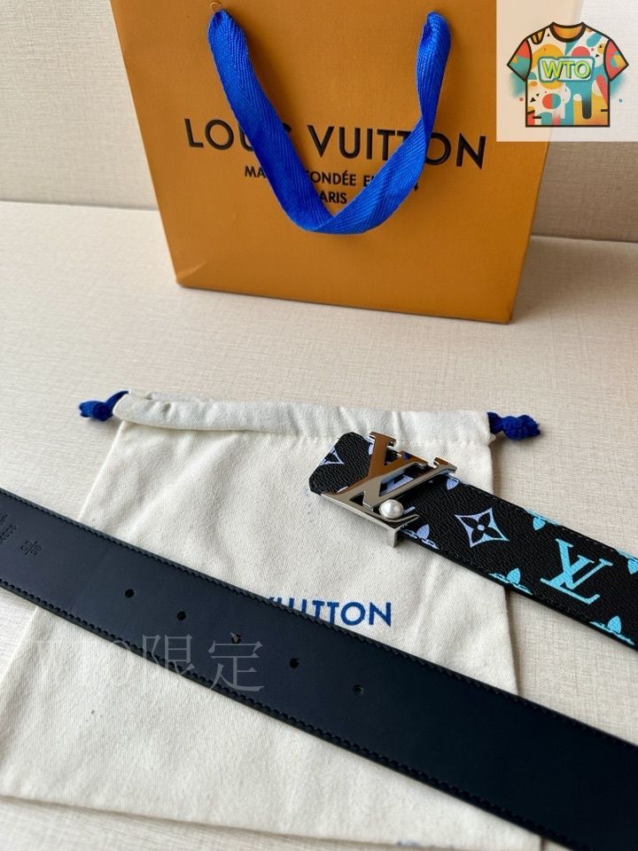 Initiales ルイヴィトン