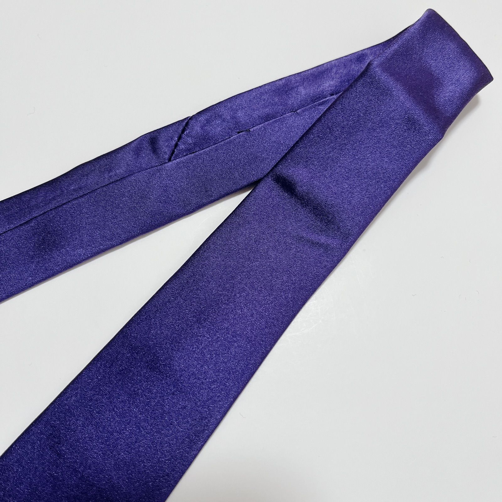 美品 ドレイクス ネクタイ ハイブランド ソリッドタイ 無地 光沢 希少