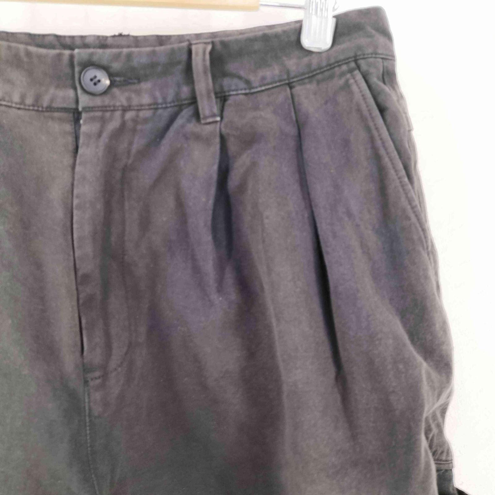 マツフジ MATSUFUJI Uneven Twill Short Trousers メンズ 4