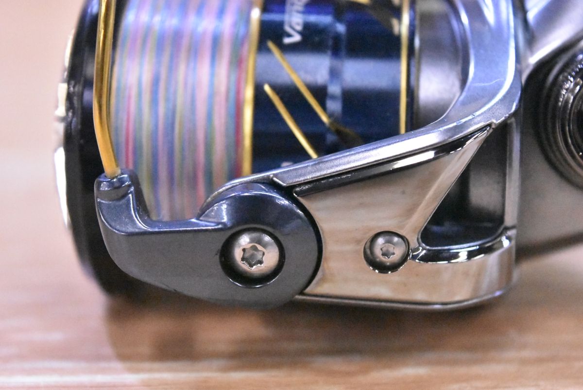 シマノ 16 ヴァンキッシュ C3000HG SHIMANO Vanquish スピニングリール チニング シーバス タチウオ ロックフィッシュ