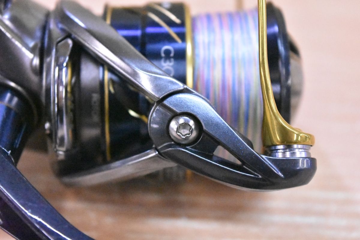 シマノ 16 ヴァンキッシュ C3000HG SHIMANO Vanquish スピニングリール
