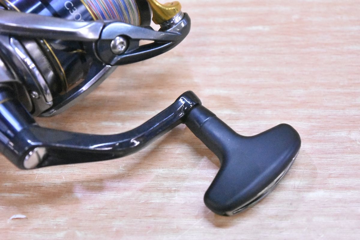 シマノ 16 ヴァンキッシュ C3000HG SHIMANO Vanquish スピニングリール