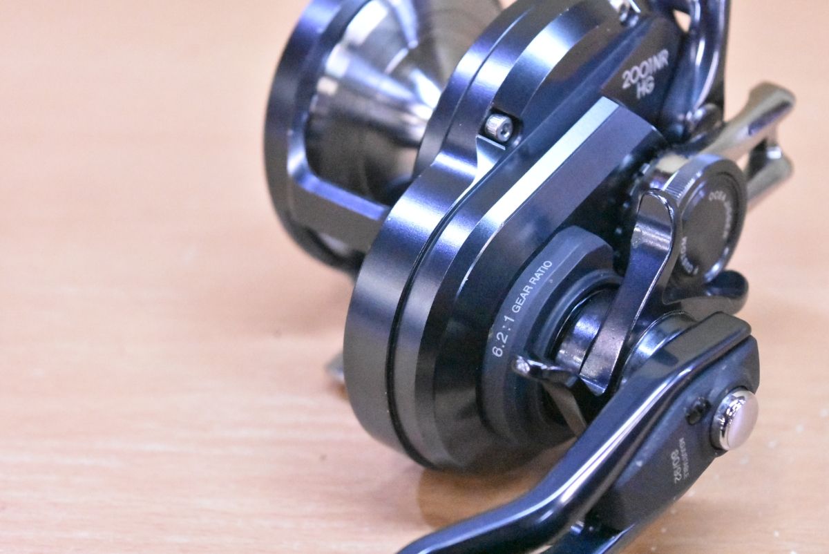 シマノ 19 オシアジガー Fカスタム 2001NRHG 左 SHIMANO OCEA JIGGER ベイトリール オフショア ジギング ブリ ヒラマサ 等