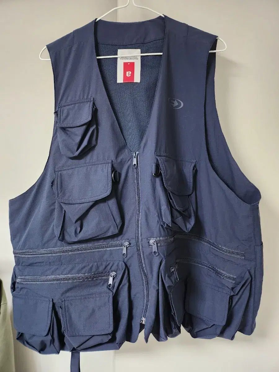 エクストラオーディナリー フィッシング ベスト