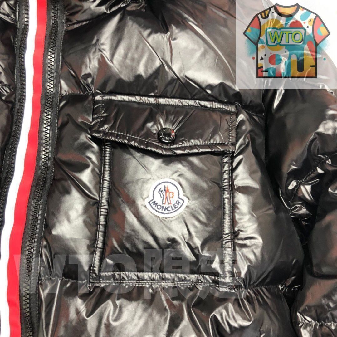 MONCLERモンクレール ダウンジャケット