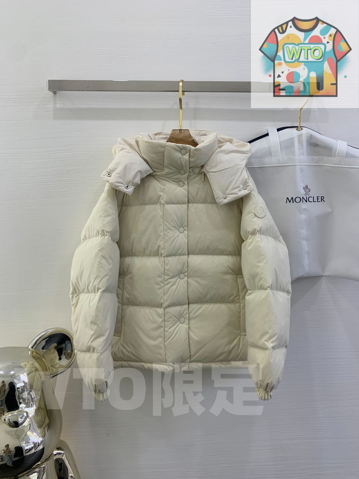 MONCLERモンクレール レディース 短い植絨の穴 |WTO通販| -WTO輸入-CHI95