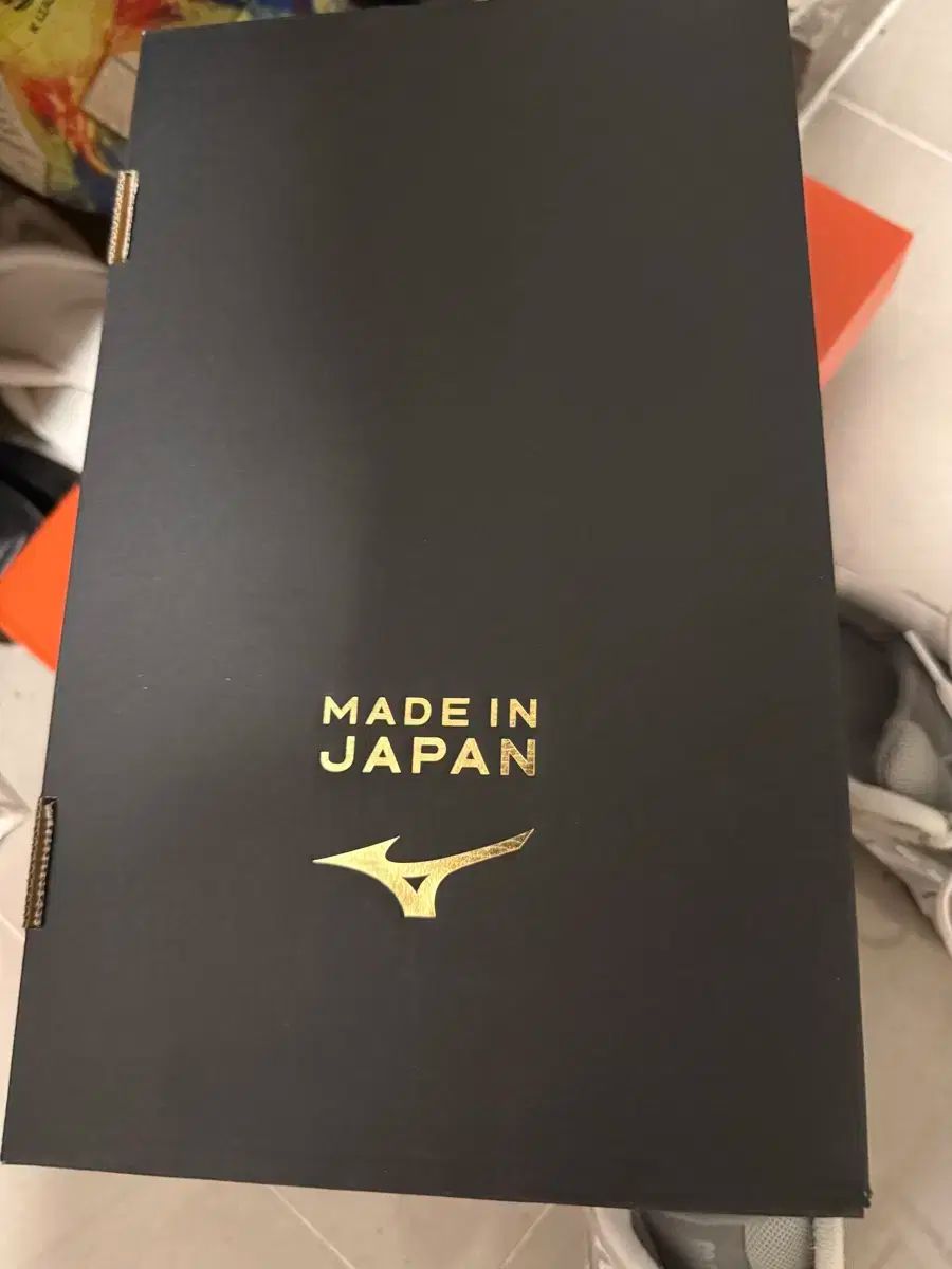 ミズノ モレリア NEO サラ ベータ JAPAN TF 255