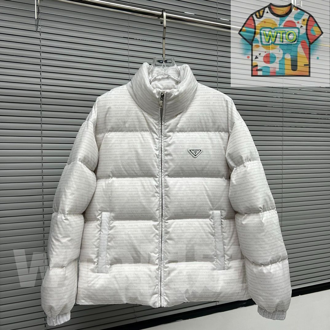 PRADA 白い秋冬ダウンジャケット WTO通販 WTO輸入 DLT 31