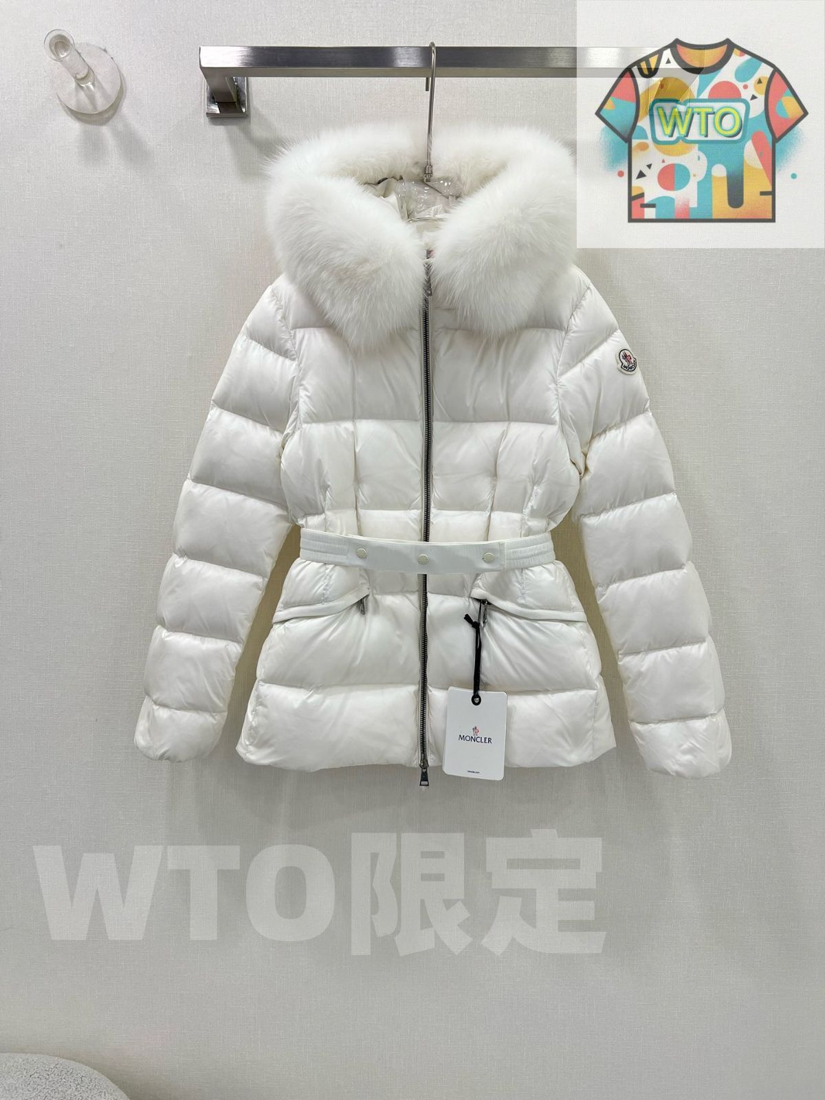 MONCLERモンクレール 白いダウンジャケッフード付き ウエストベルト｜WTO通販｜ -WTO輸入-SNS52