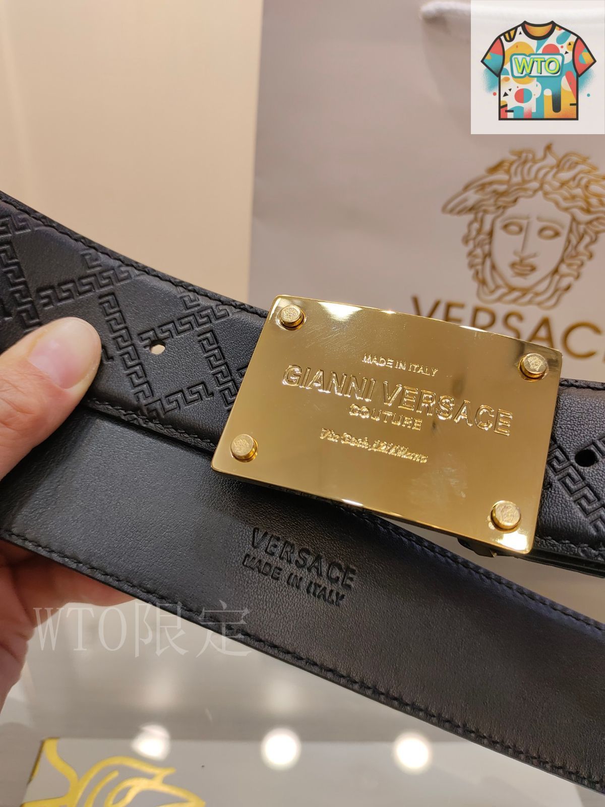 VERSACE ヴェルサーチ
