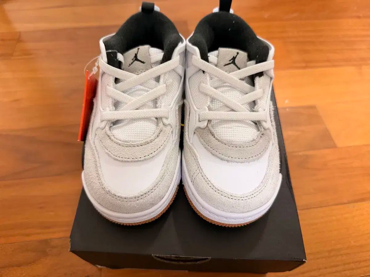 ジョーダン4 RM TD 130