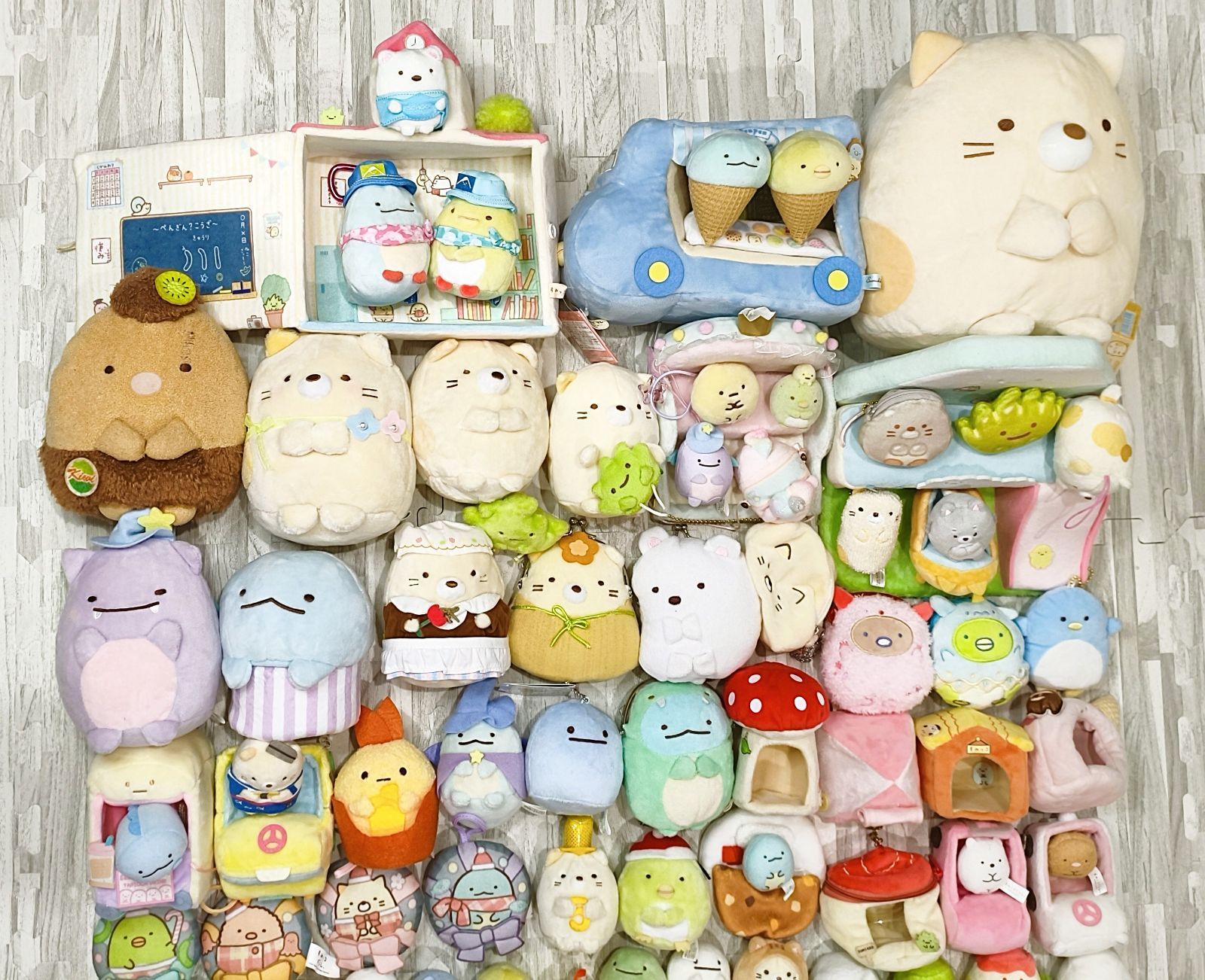 SG 079 100⁺体セット すみっコぐらし ぬいぐるみ