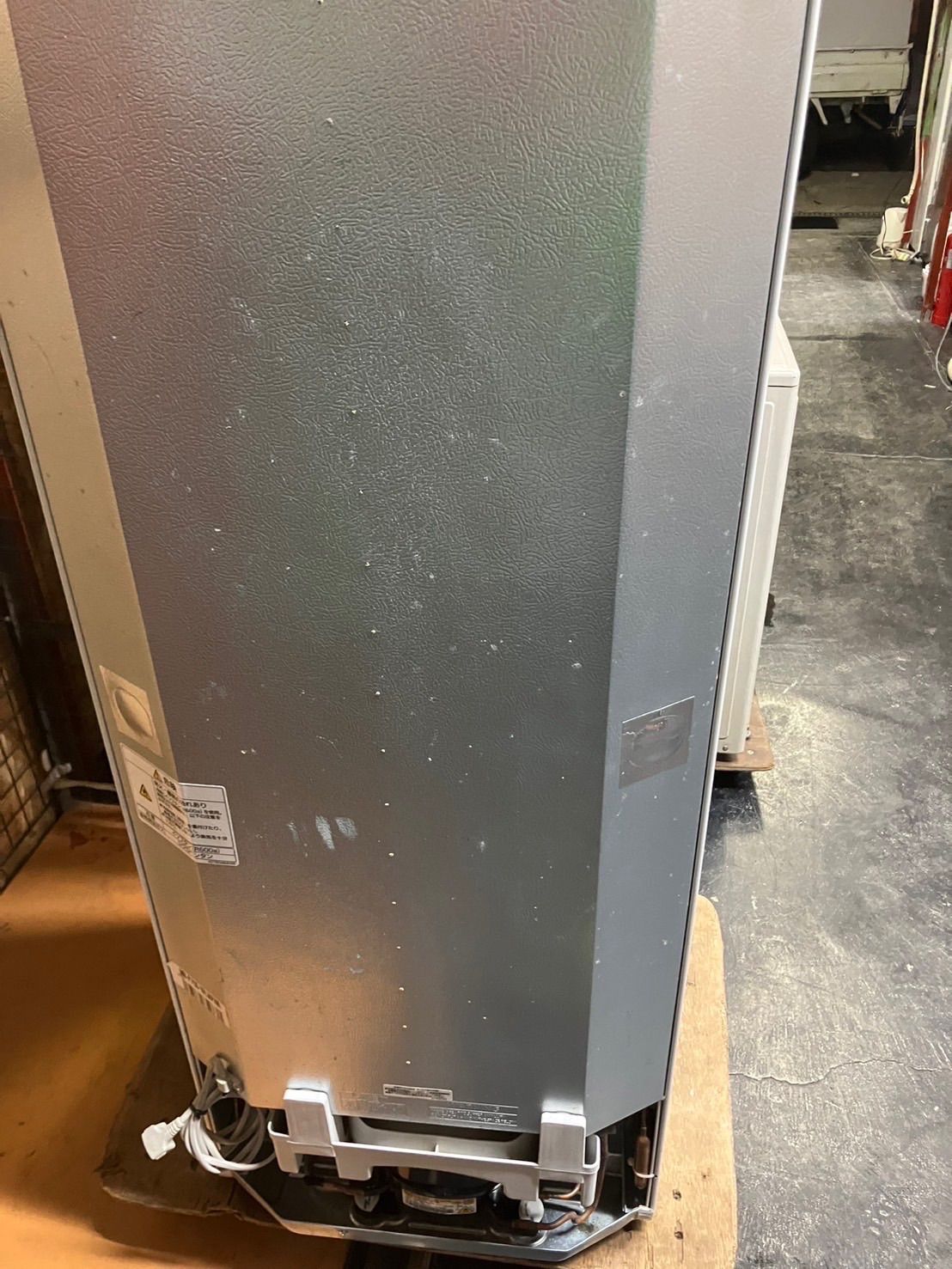 中古】大阪引取限定 2ドア冷蔵庫 三菱 146リットル - メルカリ