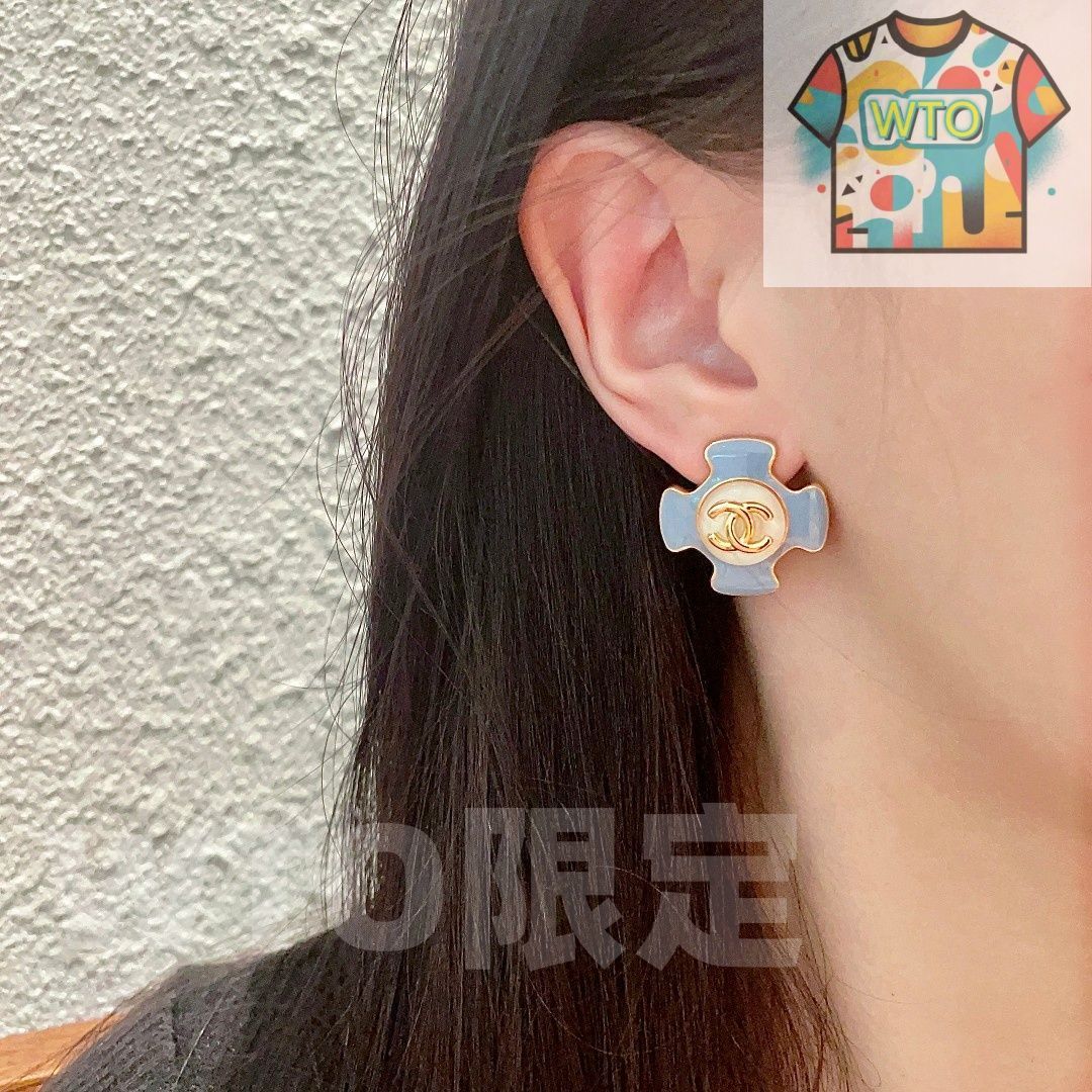  WTO通販 Chanel ヴィンテージ ダブル C ピアス 在庫 価格 WTO輸入 NCN 42 イヤリング ノンホールピアス アクセサリー