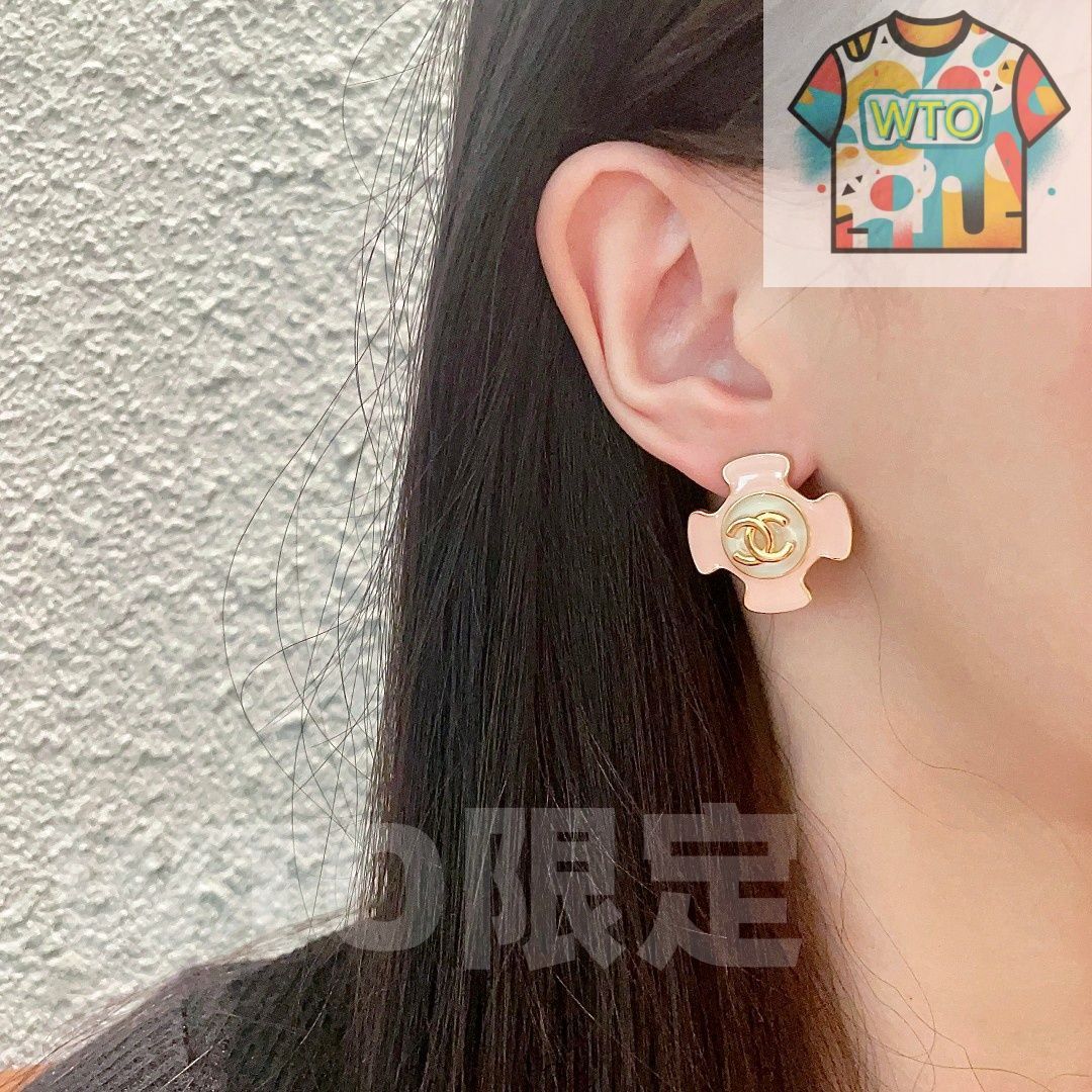  WTO通販 Chanel ヴィンテージ ダブル C ピアス 在庫 価格 WTO輸入 FVX 67 イヤリング ノンホールピアス アクセサリー