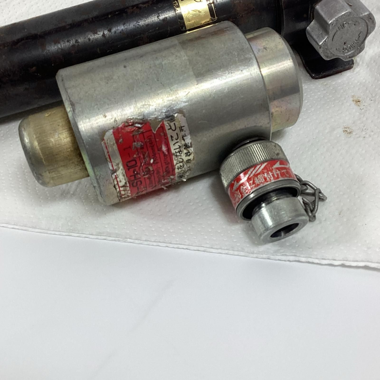 泉精器製作所 手動油圧ポンプ