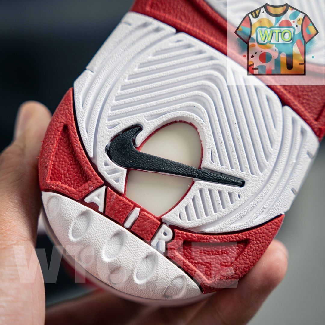  シュプリーム ナイキ エア モア アップテンポ ホワイト レッド902290 600 スニーカー 靴