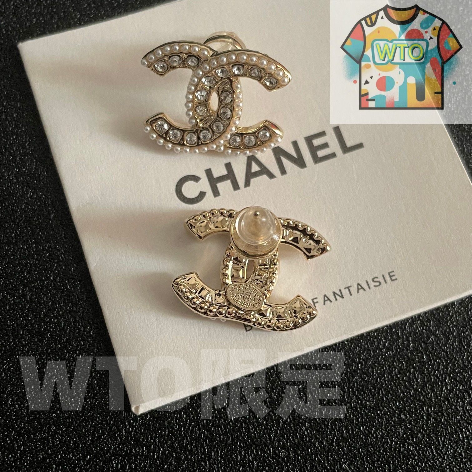 ヴィンテージ アルファベットピアス