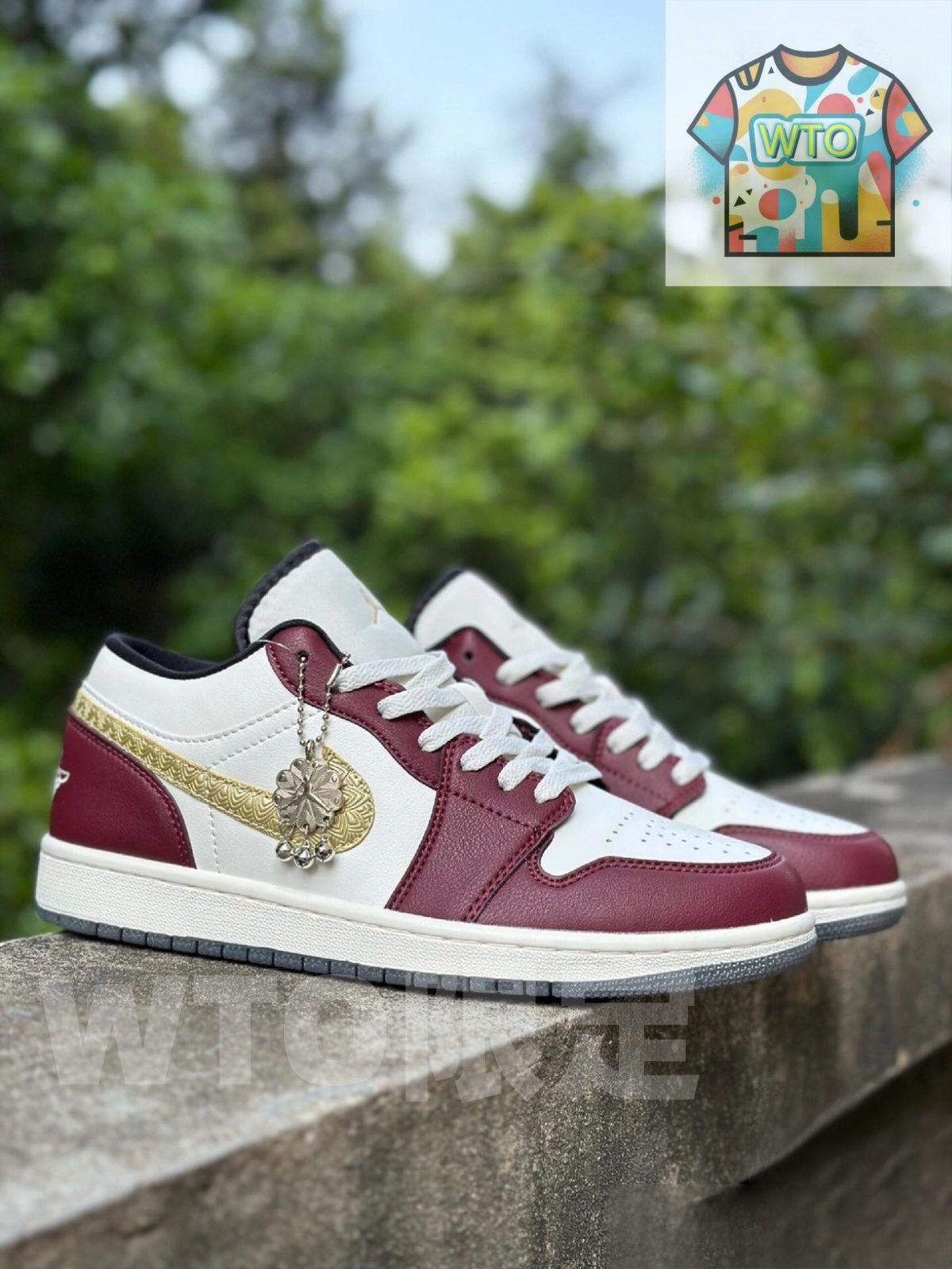 お げ 即 ナイキ travis scott×AIR JORDAN 1 Low year of the dragon ナイキ