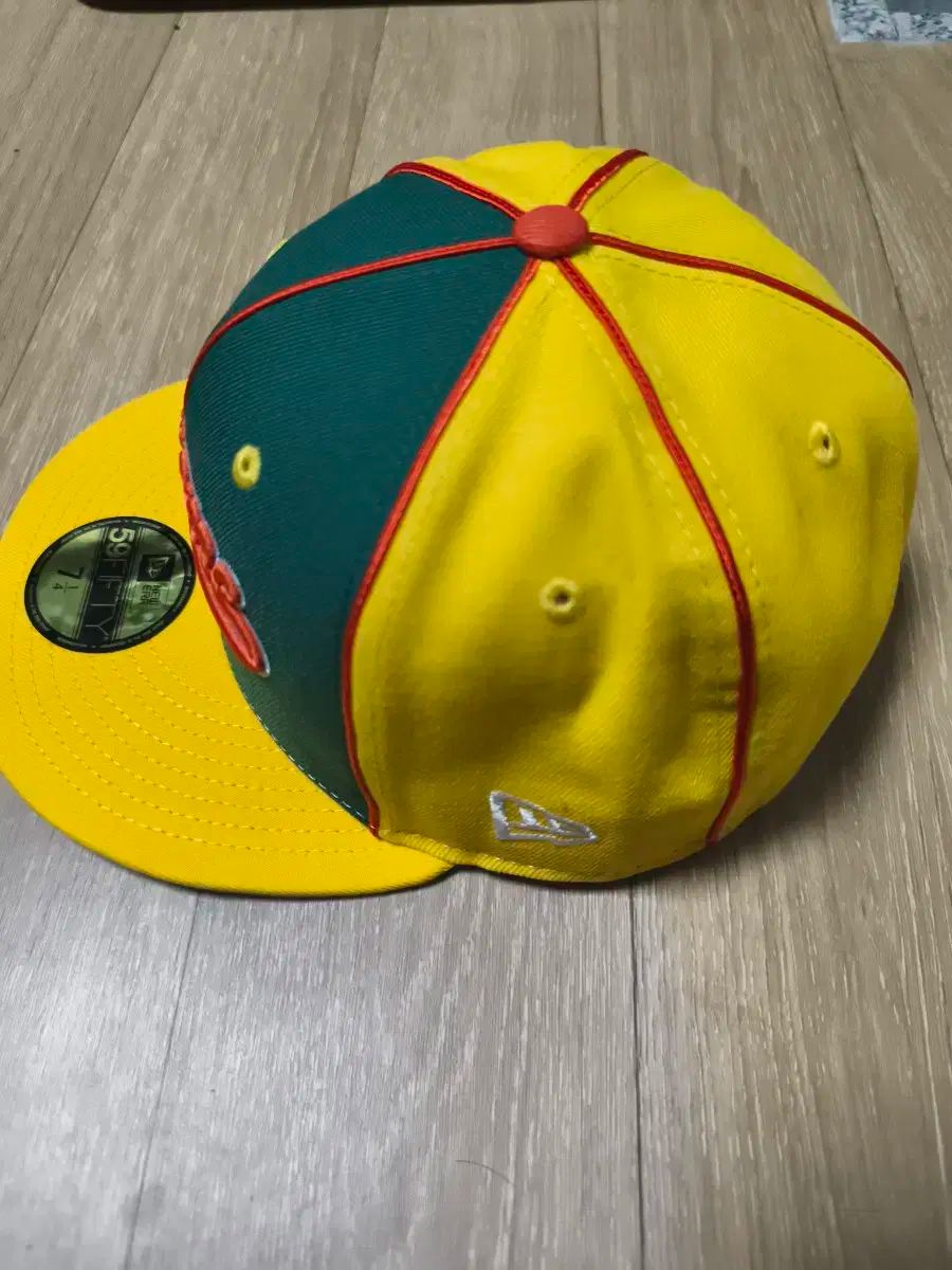 シュプリーム NEW ERA 59FIFTY グリーン イェロー ボールキャップ 7 1 4