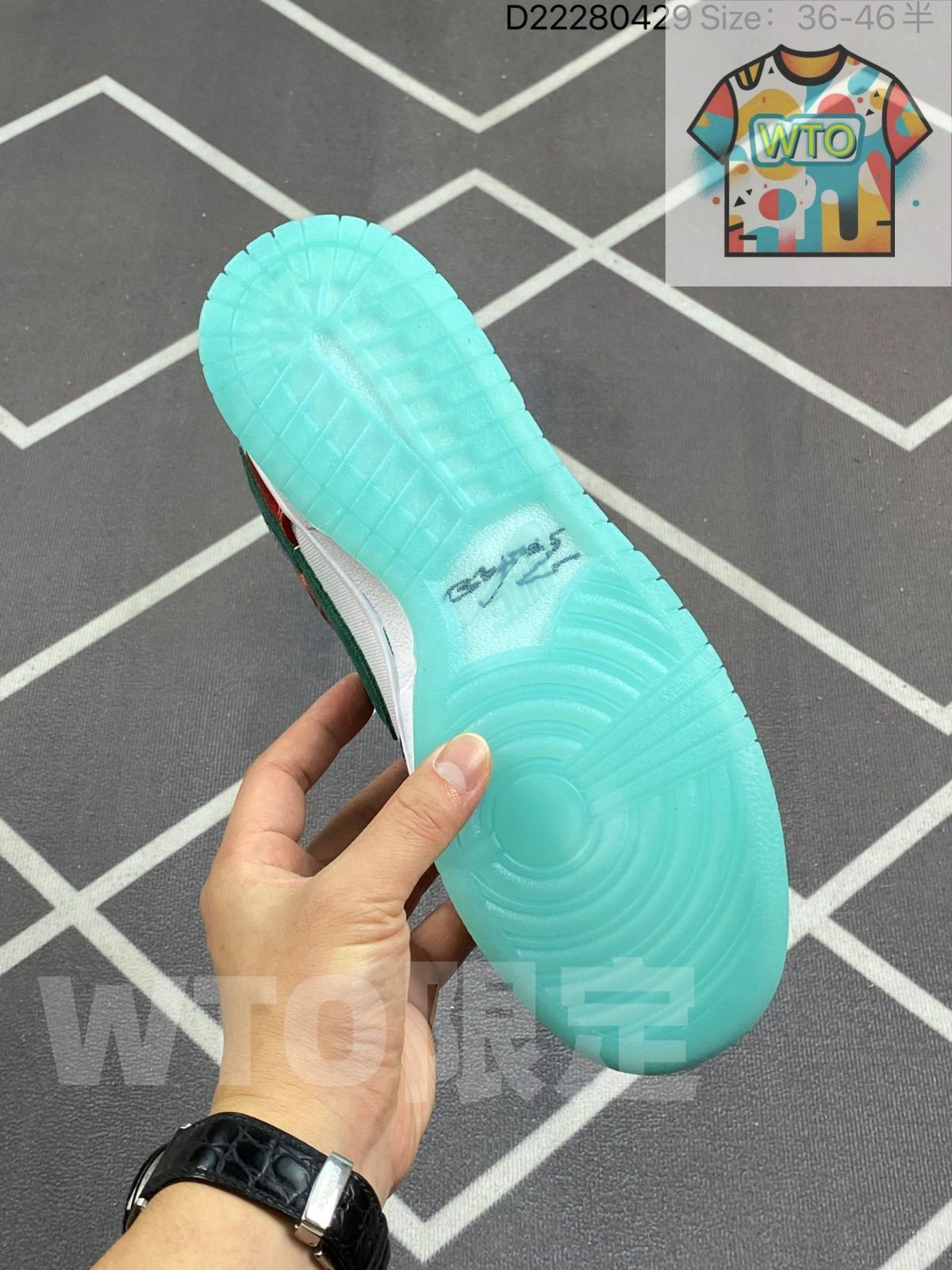 ホワイト アンド