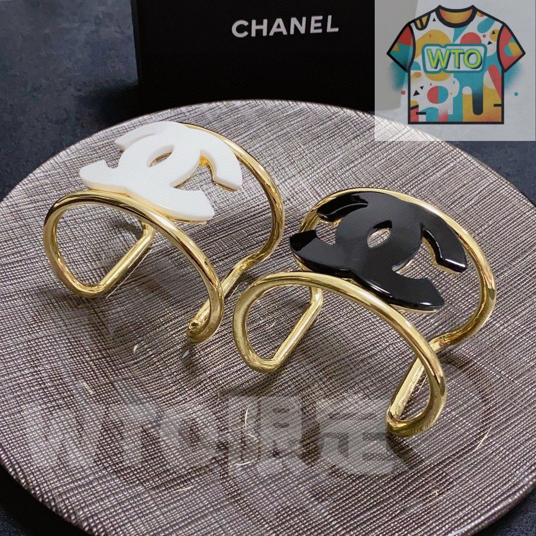 CHANEL 高品質幅広ブレスレット