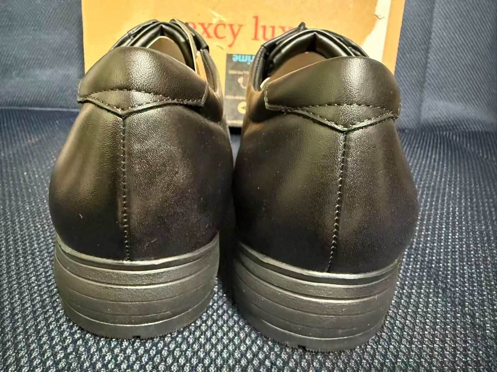 アウトレット テクシーリュクス