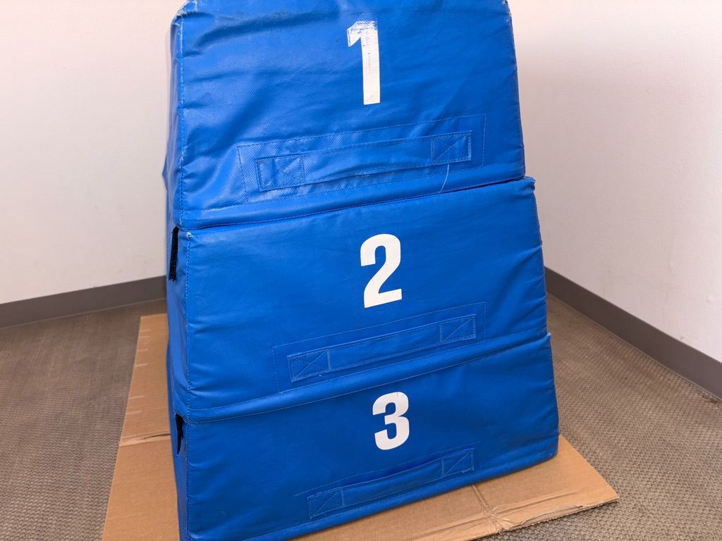  クッション跳び箱 ワタナベ セフティー跳箱ST-2 3段階の高さ調整可 子供用 その他 トレーニング エクササイズ