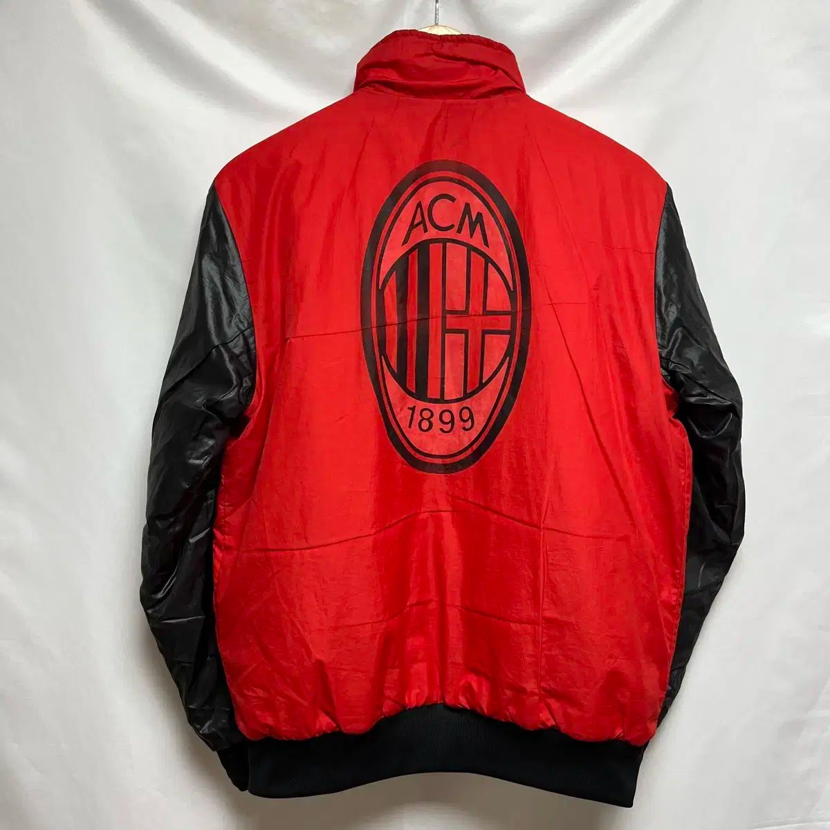 ヨーロッパ 軽量ダウン