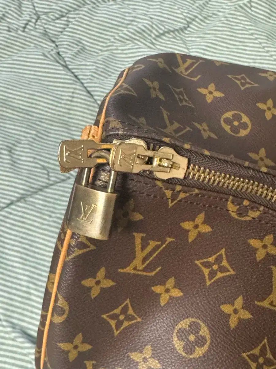 モノグラム バッグ