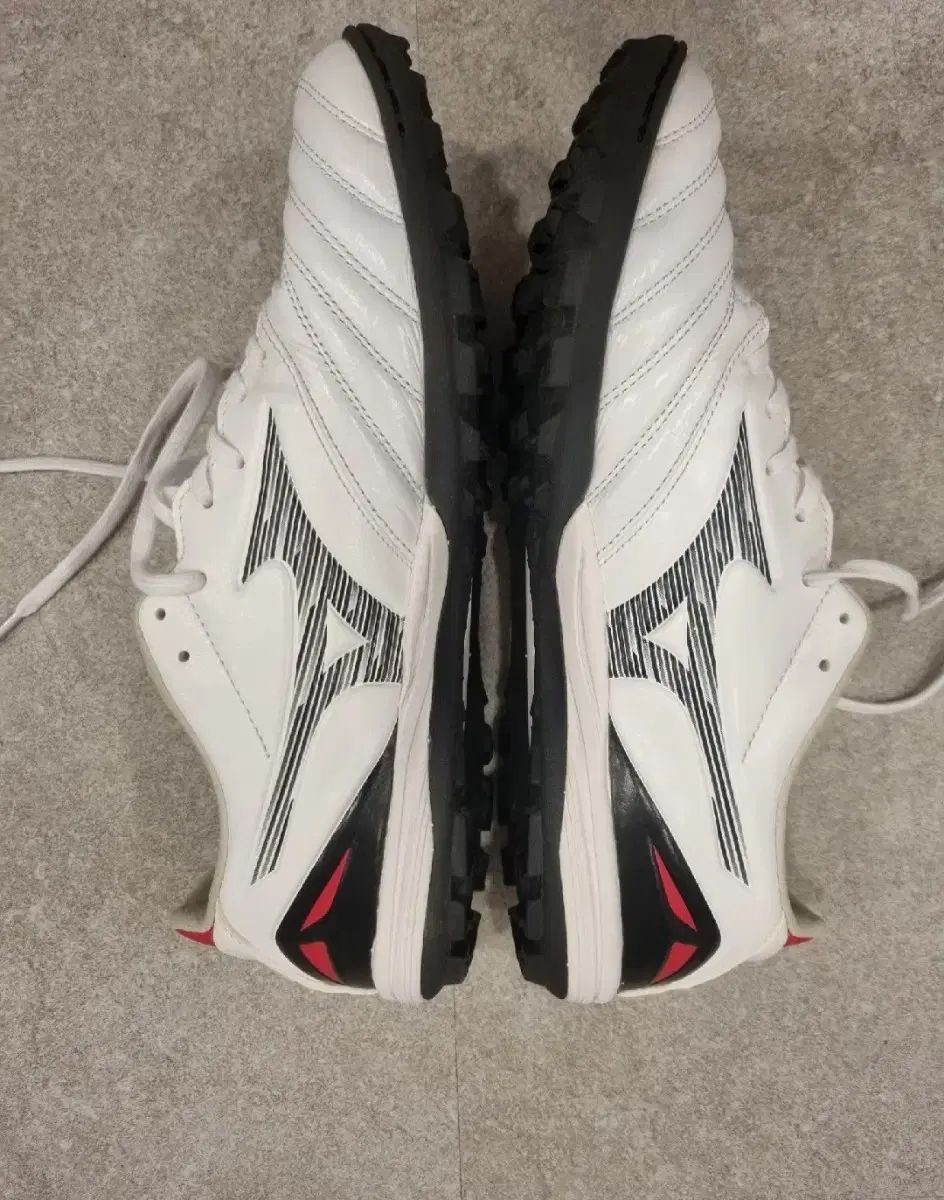 ミズノ モレリア NEO 4 プロ AS 255