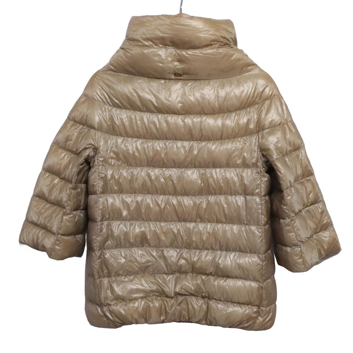 HERNO(ヘルノ) ダウンジャケット サイズ40 M レディース - ベージュ 七