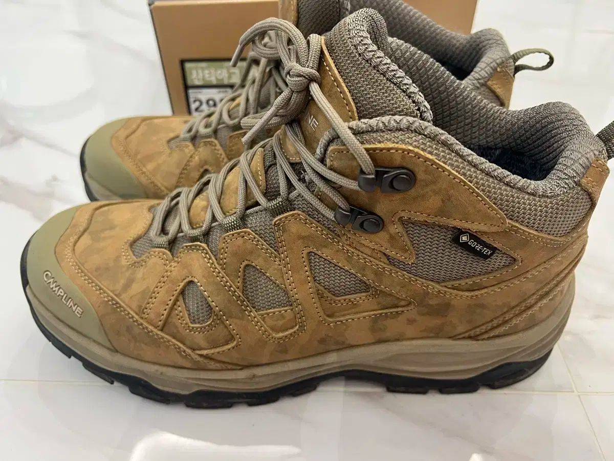 CAMPLINE サンティアゴ カモフラ 登山靴 290mm サイズ