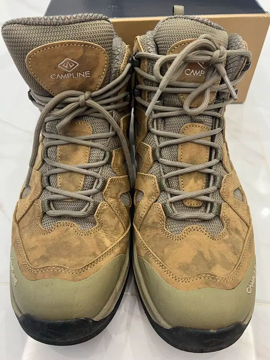CAMPLINE サンティアゴ カモフラ 登山靴 290mm サイズ