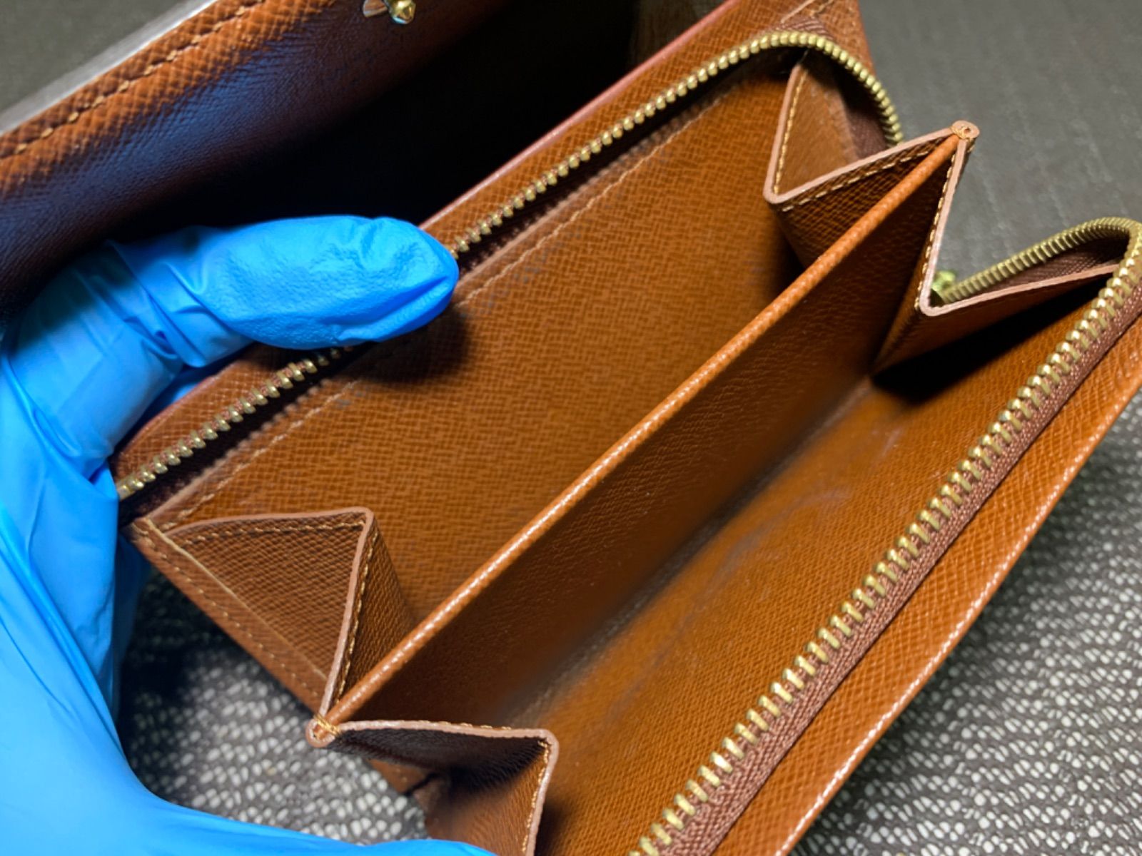 LOUIS VUITTON ルイヴィトン 二つ折り財布 ポルト モネビエトレゾール