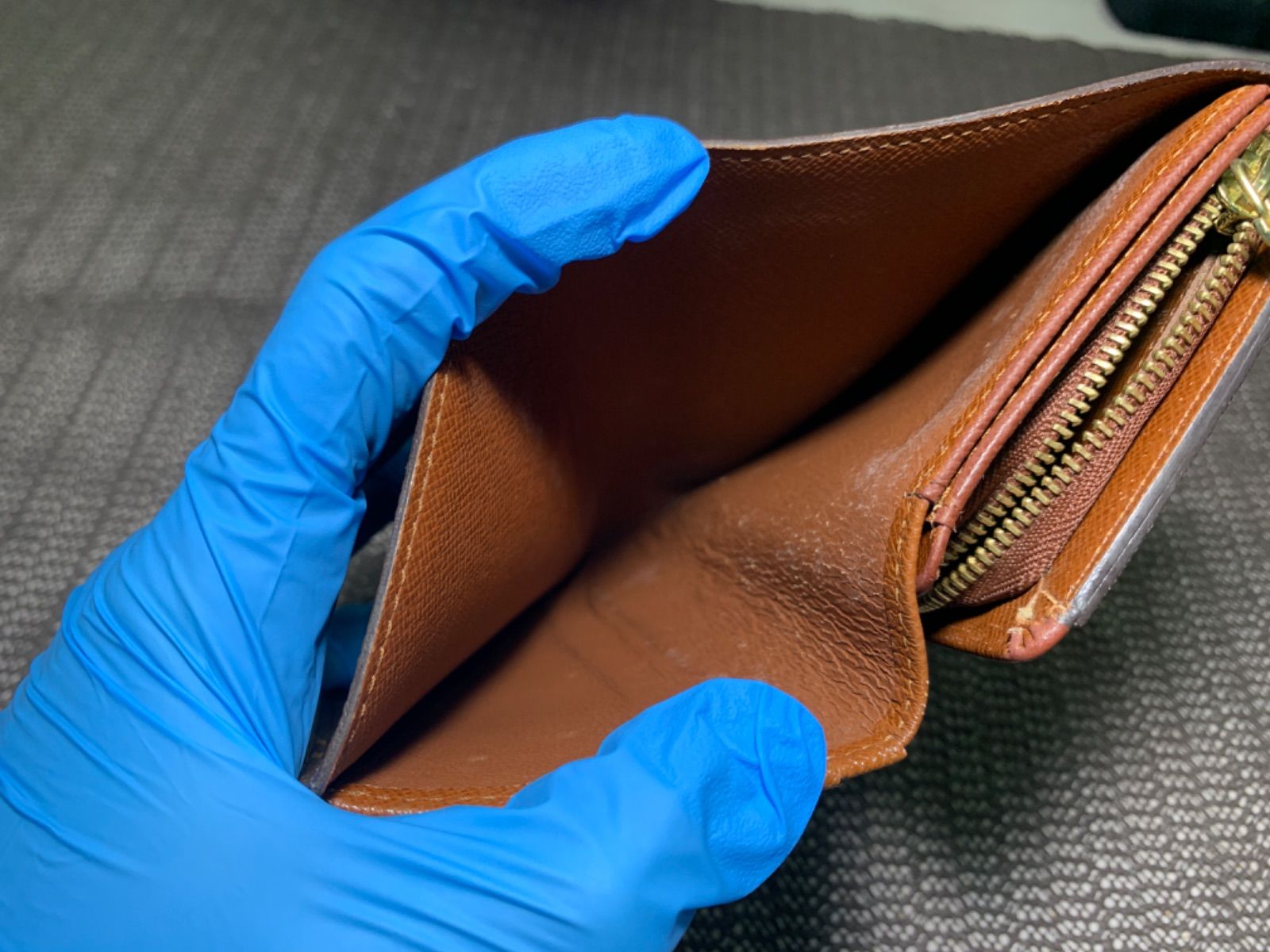 LOUIS VUITTON ルイヴィトン 二つ折り財布 ポルト モネビエトレゾール