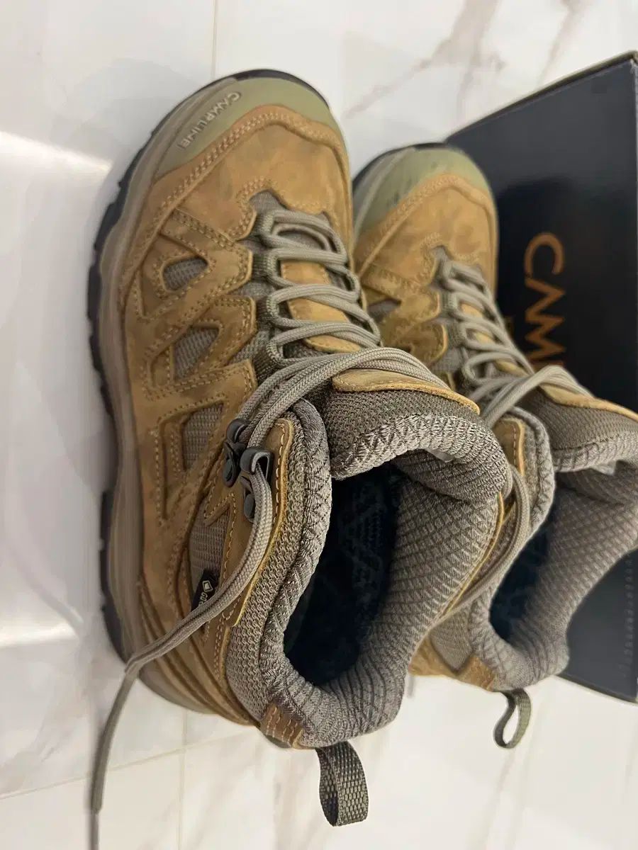 CAMPLINE サンティアゴ カモフラージュ 登山靴 235mm サイズ